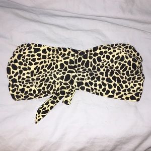 Leopard print strapless top